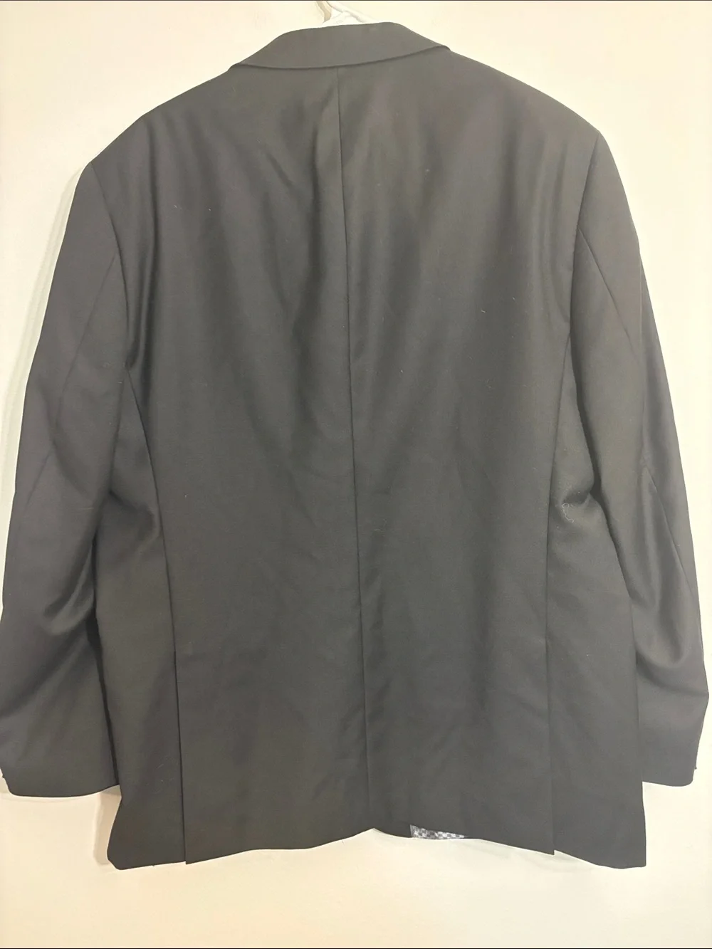 Mantoni virgin wool wrinkle free Men's Black Two-Button Notch Lapel Blazer